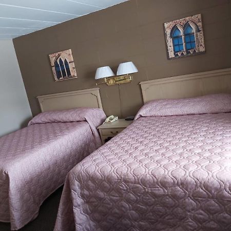 Arnprior Motor Inn Eksteriør bilde