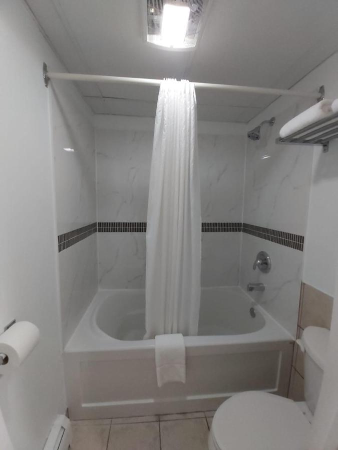 Arnprior Motor Inn Eksteriør bilde