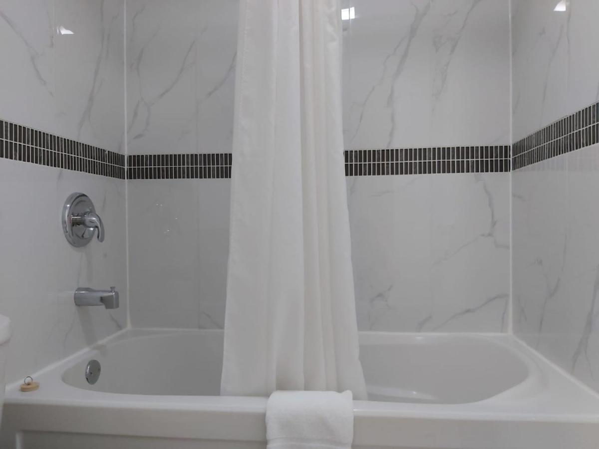 Arnprior Motor Inn Eksteriør bilde