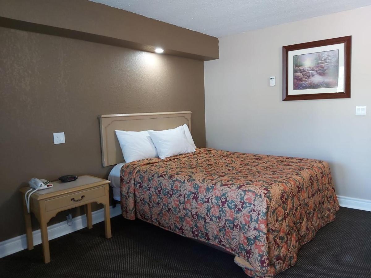 Arnprior Motor Inn Eksteriør bilde