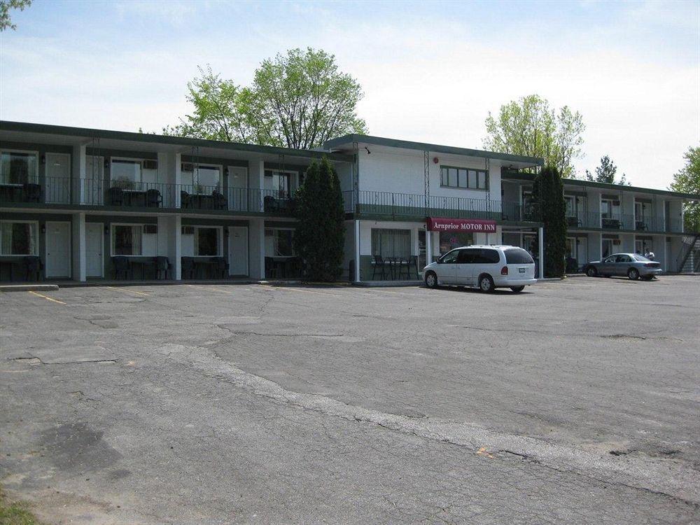 Arnprior Motor Inn Eksteriør bilde